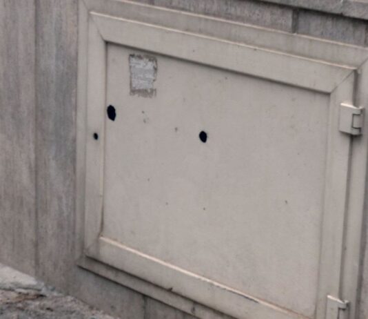 Colpi di pistola contro il contatore dell’acqua: nel mirino la casa del capogruppo Mancarella