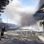 Incendio all’ecocentro, De Luca: «Subito un Consiglio dell’Union3. L’emergenza non si ferma al cartello stradale»
